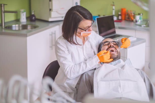 Best Weekend Emergency Dentist in Desert Aire, WA